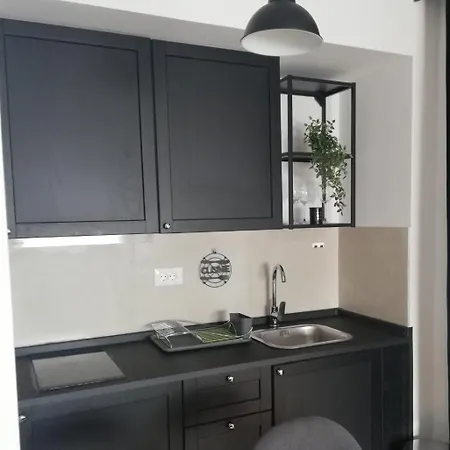 Apartman Theos-titova *